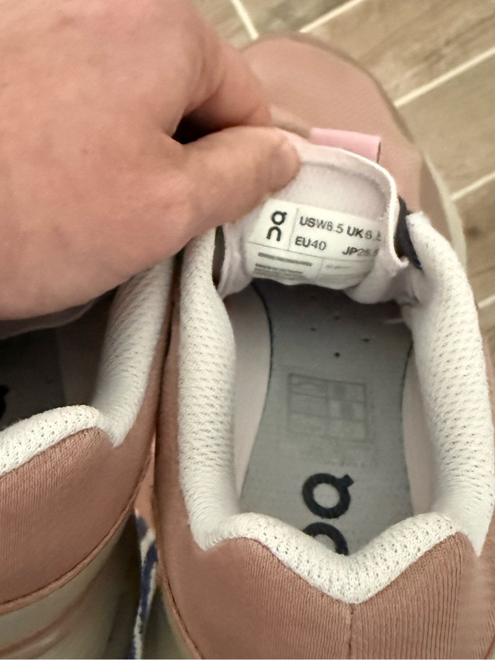 On Cloudnova Form Womens 8.5 Running Sneakers Rosebrown / Orchid 26.98121 - Picture 4 of 6